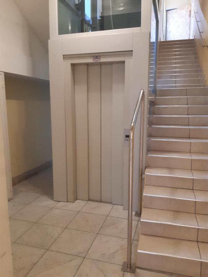Civico Uno Apartment Trieste Bagian luar foto