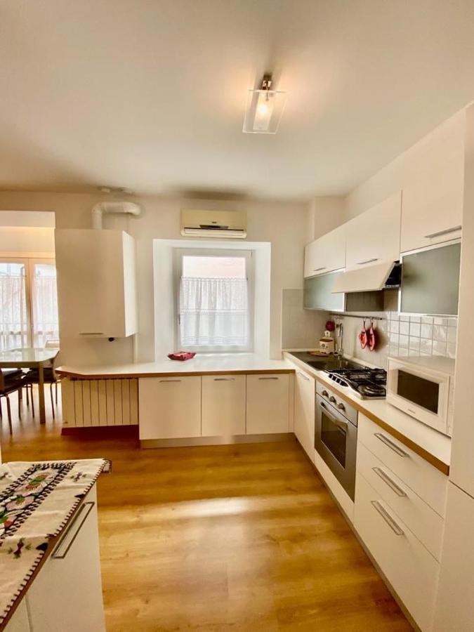Civico Uno Apartment Trieste Bagian luar foto